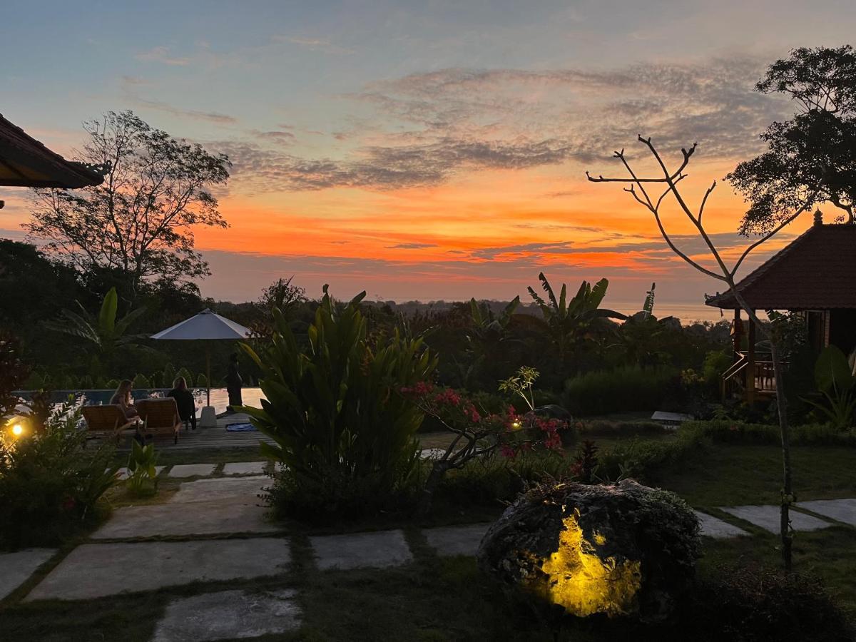 Hotel Sunset Hill Lembongan Exterior foto