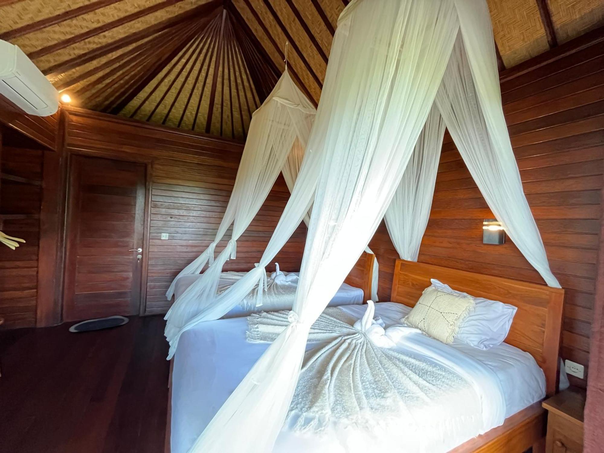 Hotel Sunset Hill Lembongan Exterior foto