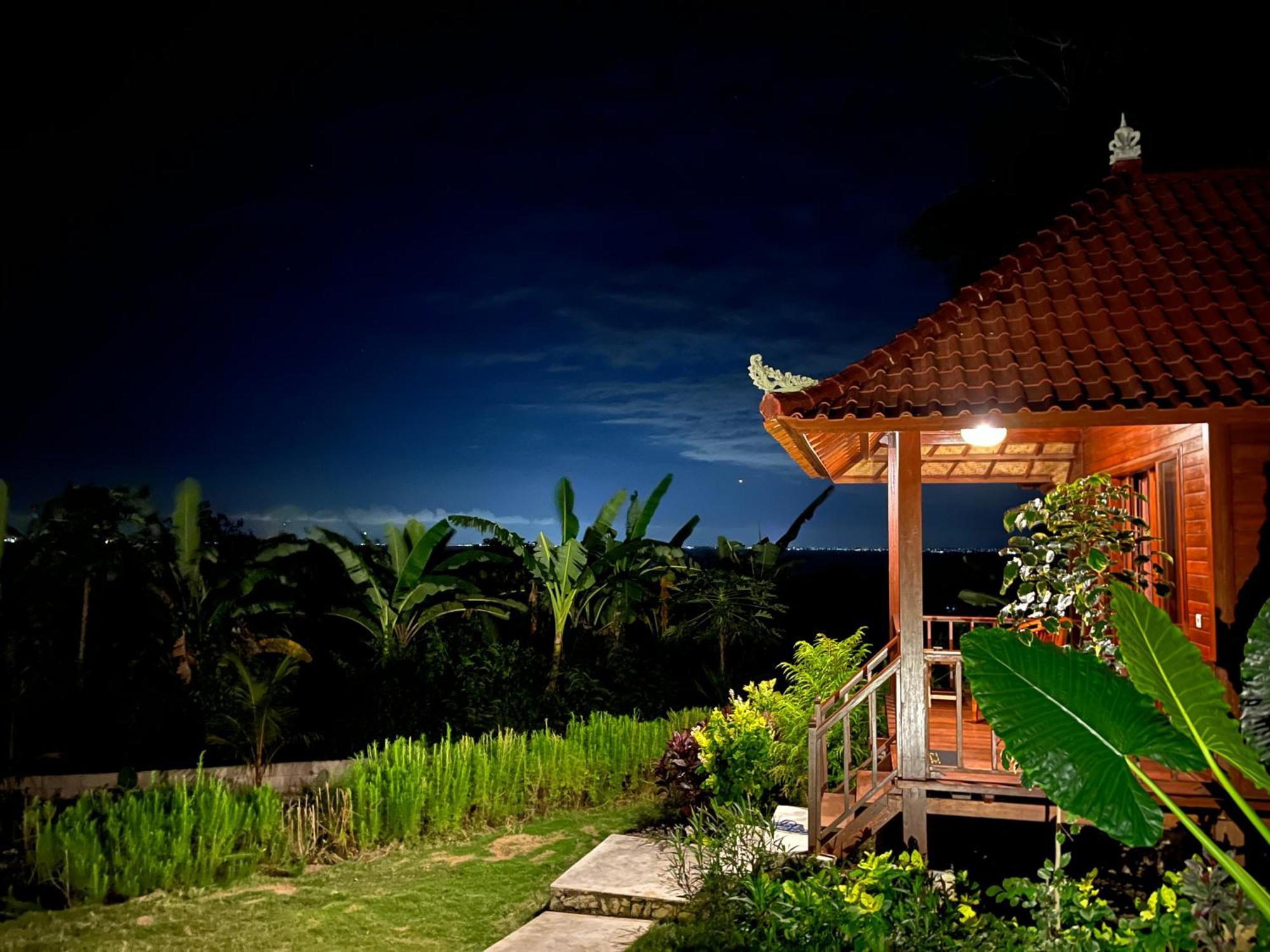 Hotel Sunset Hill Lembongan Exterior foto